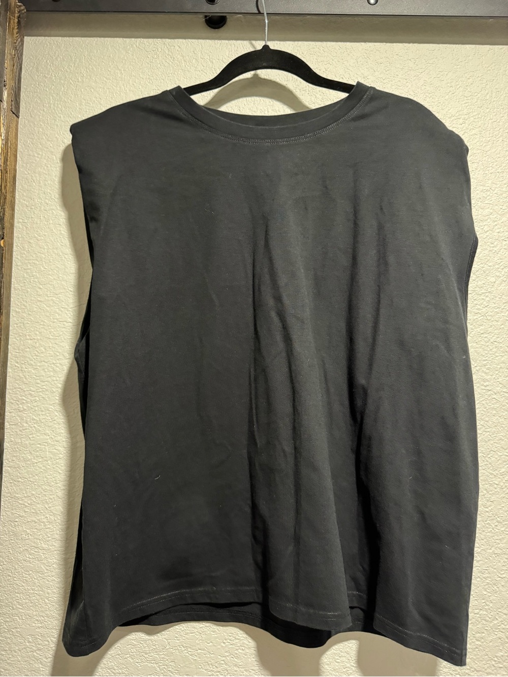 ALO Muscle Tee
